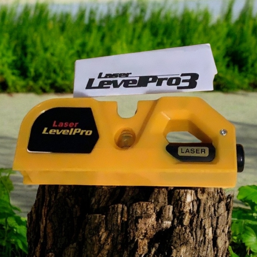Laser Level Pro yellow New in box w instructions